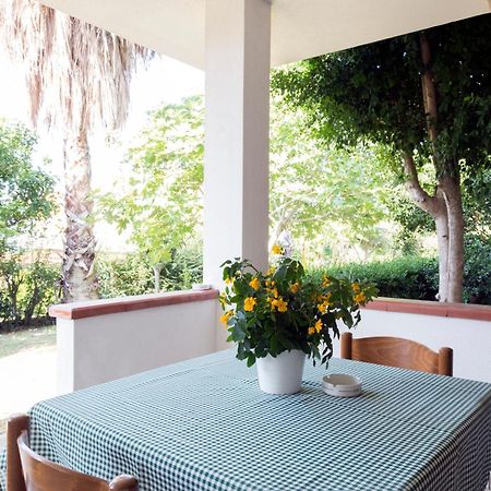 Happy Days Aparthotel Capo Vaticano Exterior photo