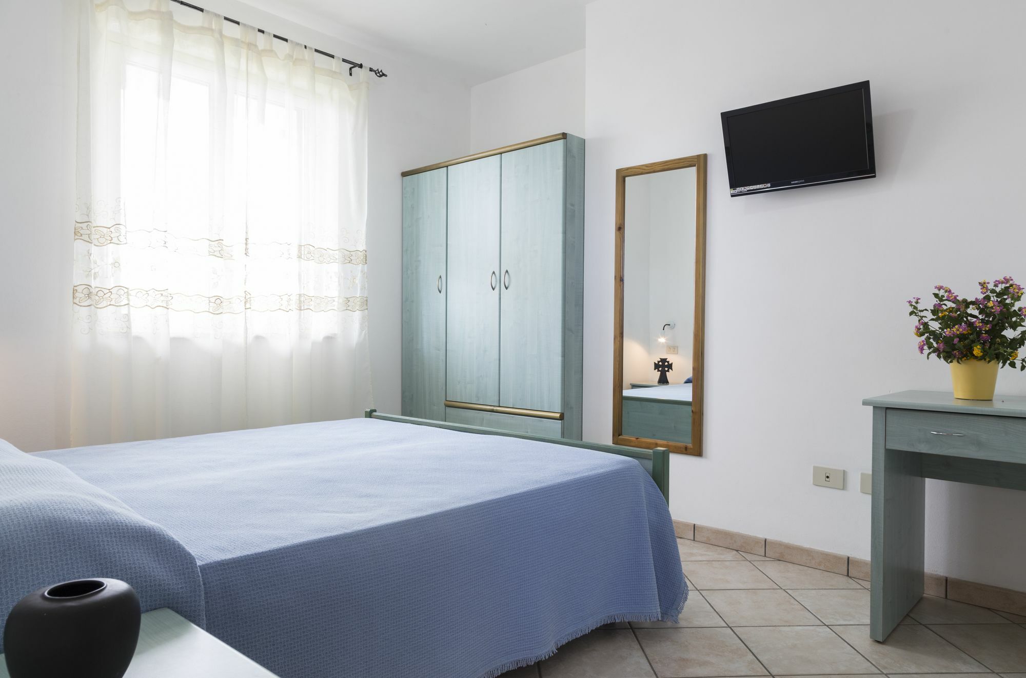 Happy Days Aparthotel Capo Vaticano Exterior photo